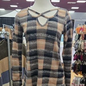 Plaid Long Sleeve Top NWOT